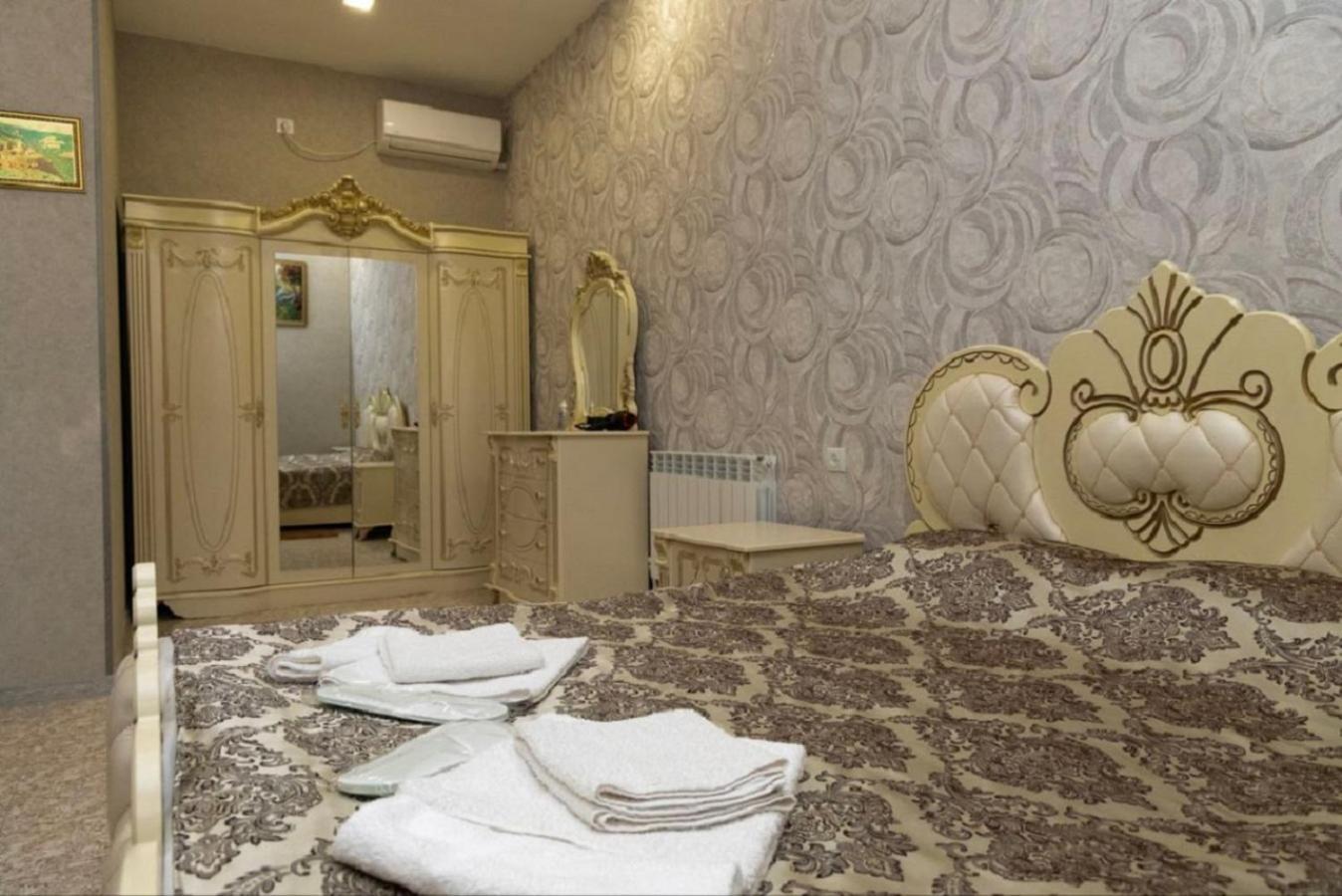 NoyemBurg hotel Noyemberyan Eksteriør bilde